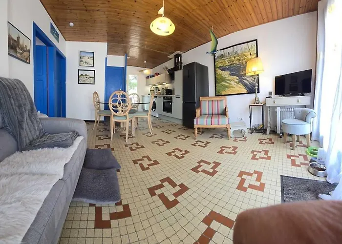 Дом отдыха Maison Calme Proche Plage, Ideale Famille, Animaux Acceptes - Fr-1-476-234